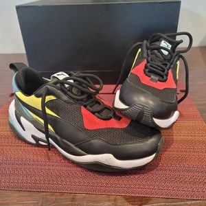 Puma Multi-color Sneaker SZ 8 1/2